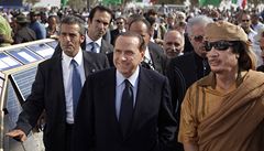 Muammar Kaddáfí a italský premiér Silvio Berlusconi.