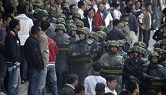 Za nepokoje v Ujgurské autonomní oblasti padlo šest trestů smrti 
