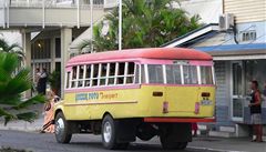 Autobus v hlavním mst Apia.