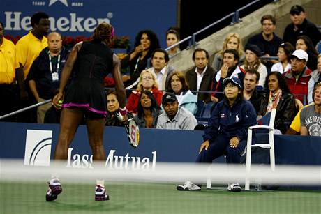 Serena Williamsov nadv rov rozhod po spornm verdiktu.