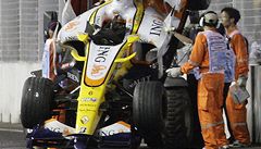 VIDEO: Grosjean havaroval ve stejné zatáčce jako loni Piquet 