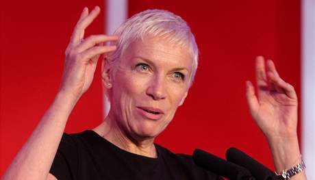 Skotská zpvaka a skladatelka Annie Lennox.