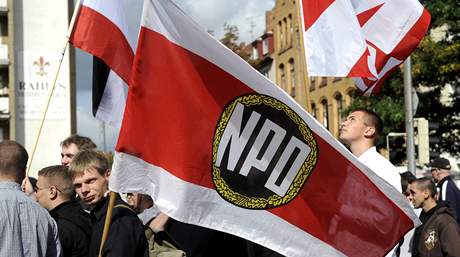Stoupenci nmecké neonacistické strany NPD