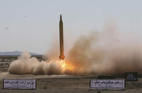 Testování raketových stel v Íránu