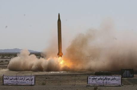 Testování raketových stel v Íránu