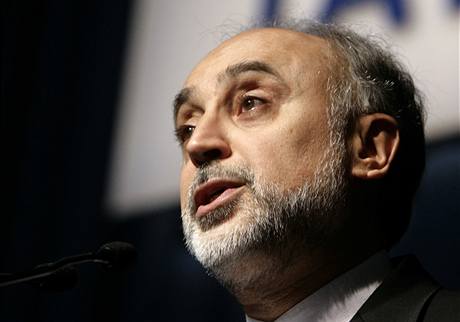 Alí Akbar Sálehí, éf íránské agentury pro atomovou energii. 