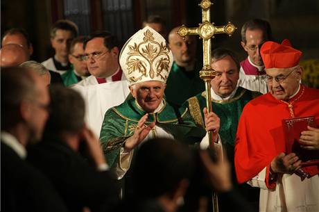 Pape Benedikt XVI. v katedrále sv. Víta.