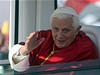 Jeho svatost pape Benedikt XVI na návtv eské republiky, kde dnes v Brn celebroval mi na letiti Tuany 