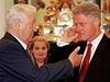 Bývalí prezidenti Ruské federace a Spojených stát� amerických Boris Jelcin a...
