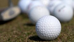 Odbori podaj v den stvky golfov turnaj