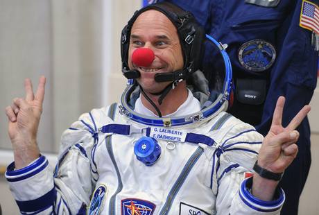 Guy Laliberté před odletem na ISS