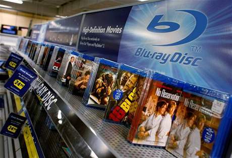 Blu-ray není jen na filmy. Na dvouvrstvý disk lze nahrát 50 gigabyt dat. Skoro estkrát více ne na dvouvrstvé bné DVD. 