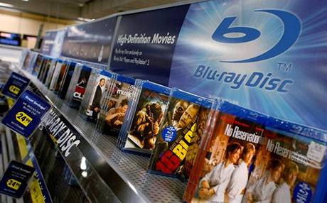 Blu-ray není jen na filmy. Na dvouvrstvý disk lze nahrát 50 gigabyt dat. Skoro estkrát více ne na dvouvrstvé bné DVD. 