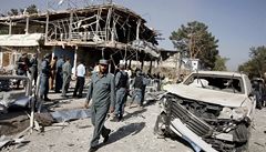Sebevraedn atentt v Kbulu - nejmn 12 mrtvch