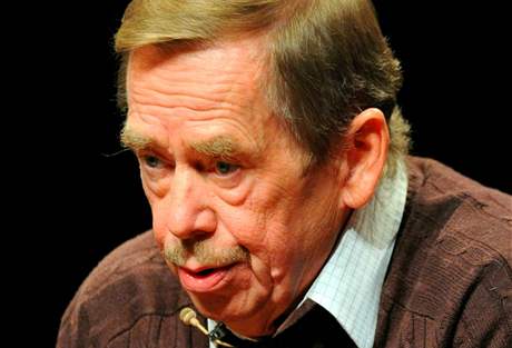 Bývalý prezident Václav Havel na tiskové konferenci k 20. výroí sametové revoluce .