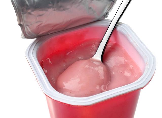 Do Česka se dostaly jogurty, které obsahují kousky kovu | Byznys |  Lidovky.cz
