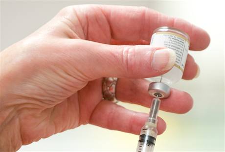 Vakcína proti chřipce (ilustrační foto)