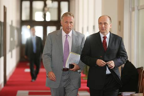 Topolánek a Gandalovi na zasedání vlády 2008