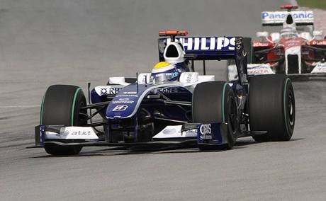 Rosberg vede ve Williamsu celé startovní pole.