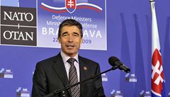 Rasmussen: NATO potebuje posily a vycviit afghnsk vojky