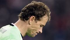 Fotbalový branká Jens Lehmann zpytuje svdomí po obdreném gólu v Lize mistr