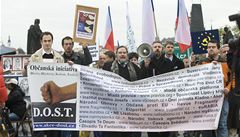 Pochod ob�anské iniciativy D.O.S.T. proti Lisabonské smlouv� a na obranu prezidenta Klause