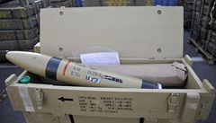 Izraelci ve St�edozemním mo�i zadr�eli lo� s íránskými zbran�mi