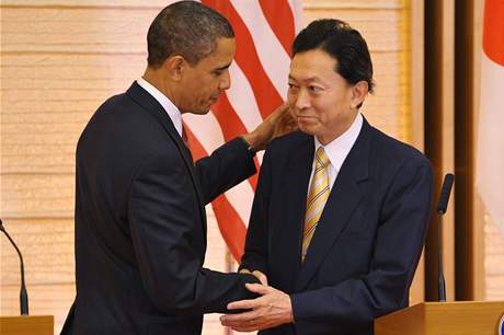 Americký prezident Barack Obama s japonským premiérem Yukio Hatoyamou 