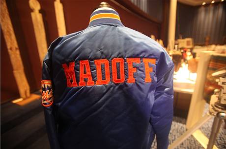 Bunda New York Mets Bernarda Madoffa s jeho jménem