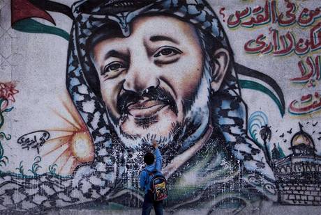 Palestinci si pipomnaj vro smrti Jsira Arafata.