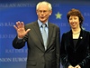 Nový "prezident" EU Herman Van Rompuy a unijní "ministryn zahranií" Catherine Ashtonová