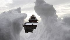 Sněhová kalamita na severu Číny zabíjela, ochromena je doprava