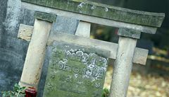 Hrob v Brn� od architekta Letzela