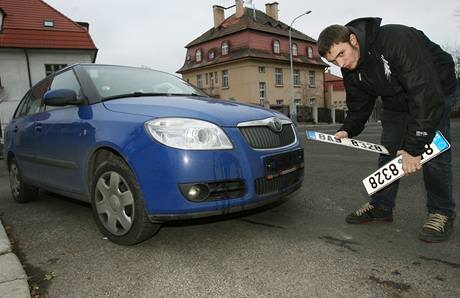 Výmna SPZ.