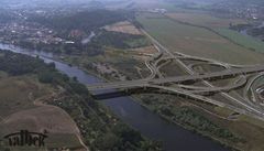 �editelství silnic a dálnic za�íná stav�t ob�í k�i�ovatku. Doprava na dálnici D1 se zkomplikuje (ilustra�ní foto).