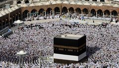 Zaala muslimská pou do Mekky. Letos se jí úastní dva miliony vících.