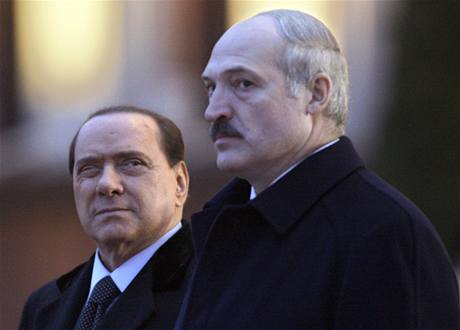 Italský premiér Berlusconi s bloruským prezidentem Lukaenkem