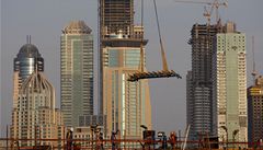 Emirt Dubaj v poslednch letech rozhazoval penze za megalomansk projekty. Te mu hroz bankrot