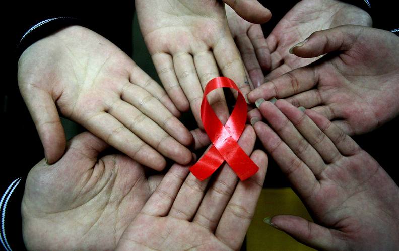Boj proti AIDS.