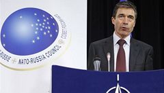 NATO: Spoluprce s Ruskem a vce vojk do Afghanistnu