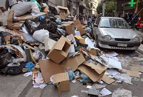 Atény jsou opt zavaleny odpadky