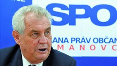 Zeman m zptky do politiky. Ve volbch nastoup proti Paroubkovi