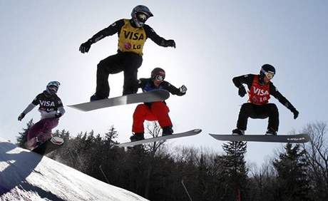 Ilustaní foto - snowboardcross. 