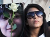 Smrt studentky Nedy Agha-Soltanové pohnula celým svtem. Demonstrovalo se nejen v Íránu, ale také nap. ve Francii 