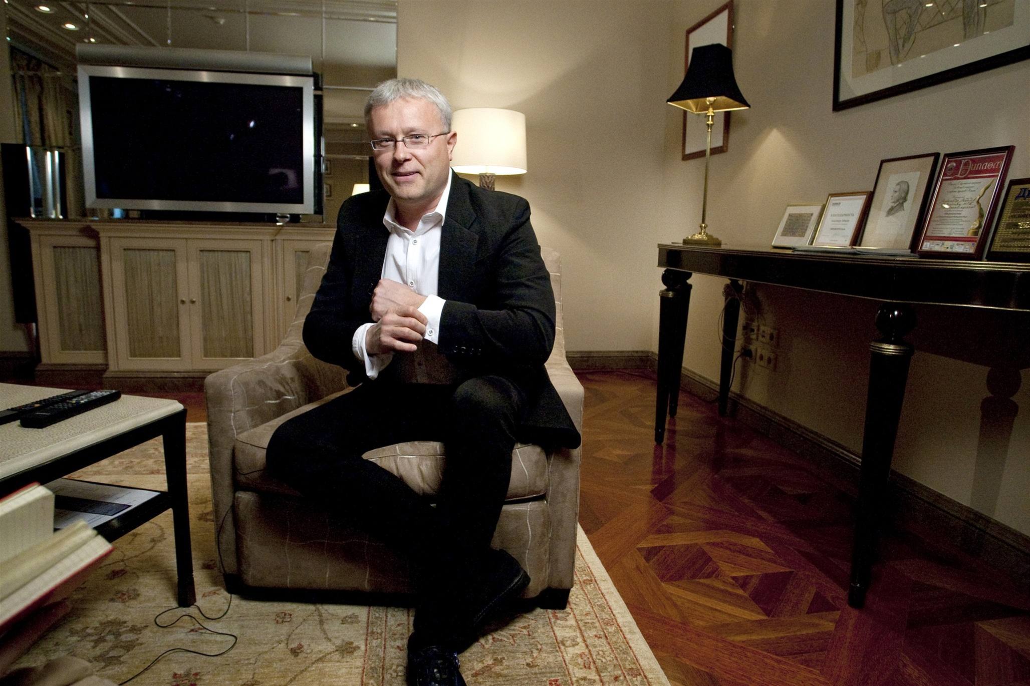 Alexander Lebed�v
