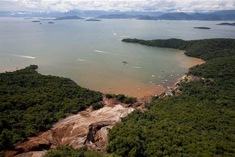 Záplavy a sesuvy pdy v Brazílii