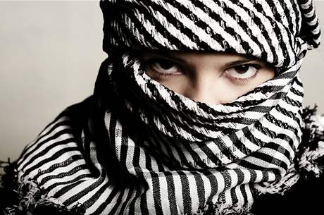 Zahalený terorista (ilustraní foto)
