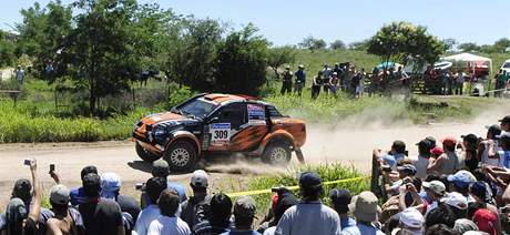 První etapa Rally Dakar. eská posádka Zapletal, Ouedniek. 