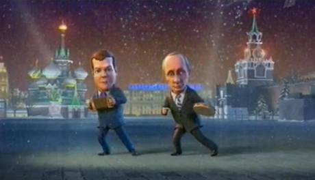 Kepící Vladimir Putin a Dmitrij Medvedv v satirickém klipu