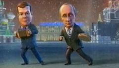Křepčící Vladimir Putin a Dmitrij Medveděv v satirickém klipu